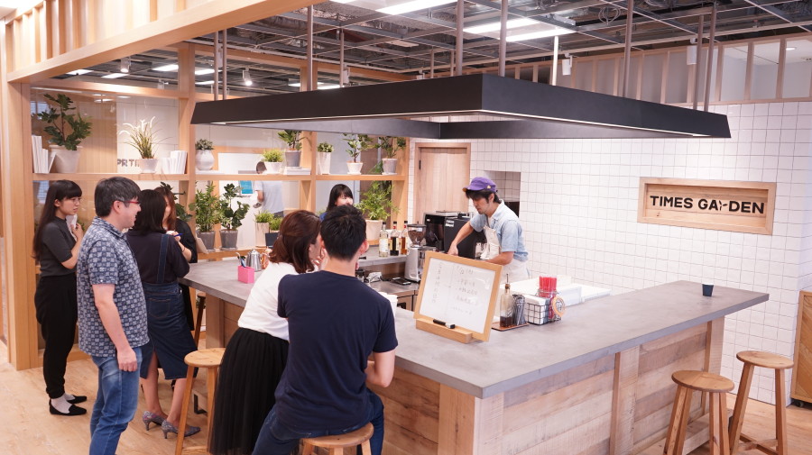 PRTIMES オフィス 行ってきた カフェ
